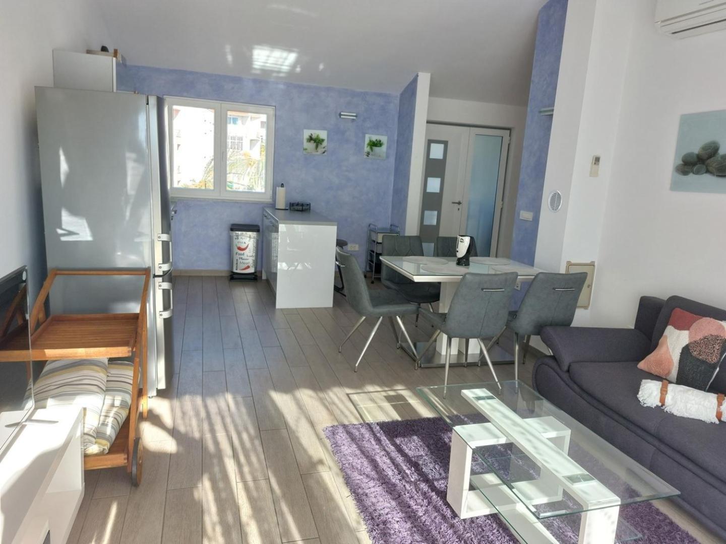 New! Lux F In Near The Sea Makarska