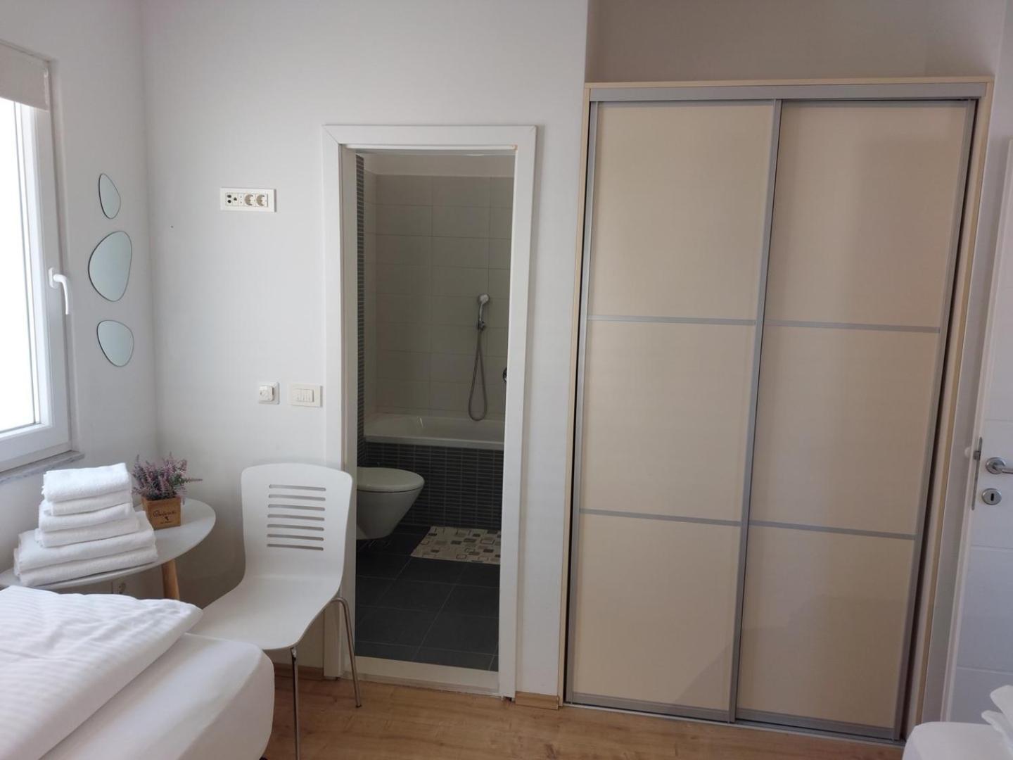 Apartment New! Lux F In Near The Sea Makarska